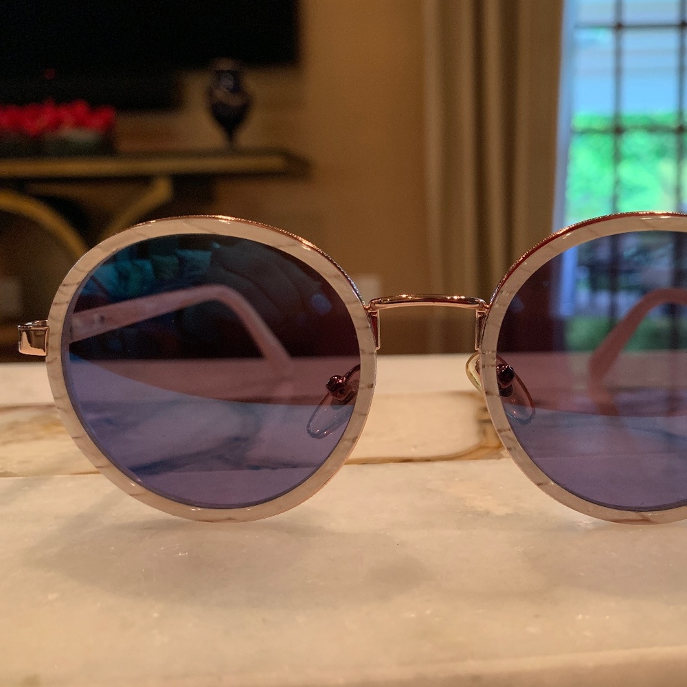 Sunday Somewhere Sunglasses